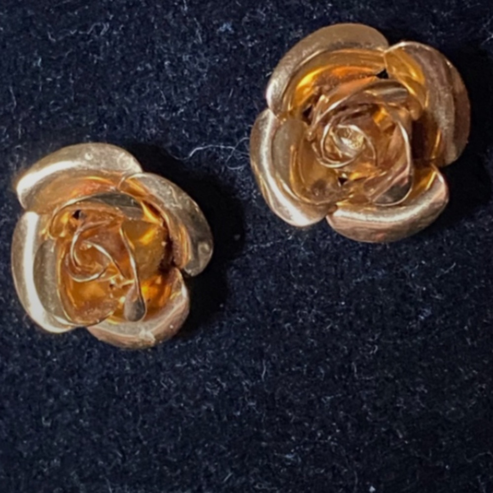 Gold Rose Earrings